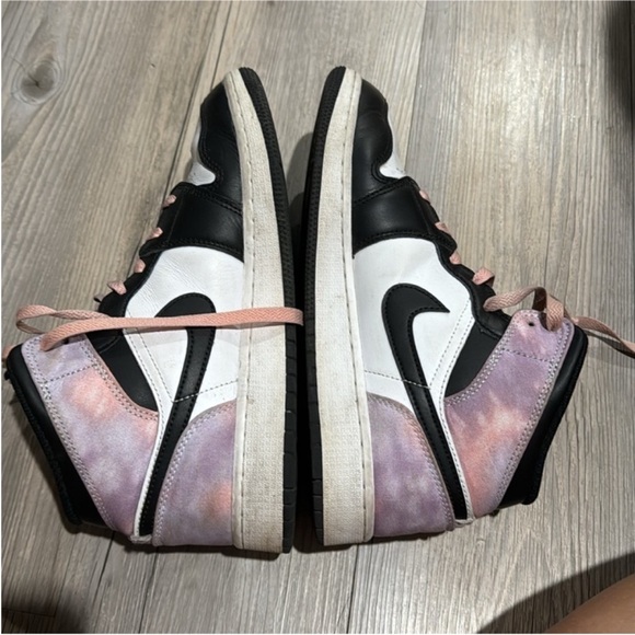 Jordan Women's Sneakers - Black, White, Pink - Picture 6 of 7